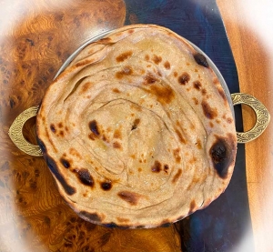 Лачча Парата